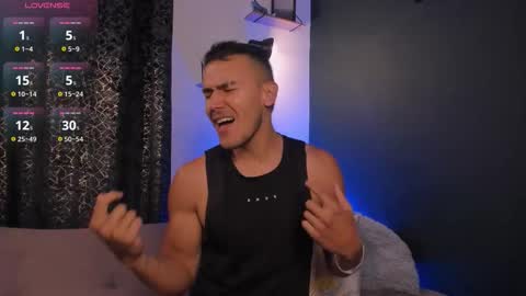 Snapshot of marksantozz chatting on 10/28/25, 02:59 Mark Santos online show from 10/28/25, 02:59