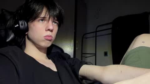 Mark online show from 04/11/26, 09:41