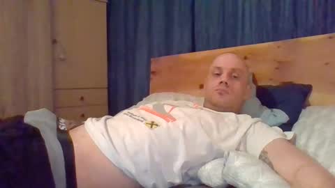 markus_7 online show from 03/04/25, 07:01