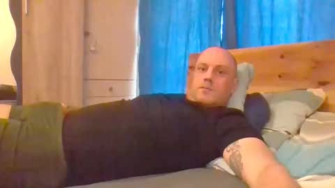 markus_7 online show from 11/27/25, 10:28