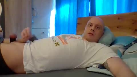 Snapshot of markus_7 chatting on 03/05/26, 12:12 markus_7 online show from 03/05/26, 12:12