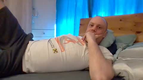 Snapshot of markus_7 chatting on 03/17/26, 12:30 markus_7 online show from 03/17/26, 12:30