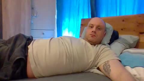 Snapshot of markus_7 chatting on 03/23/26, 09:24 markus_7 online show from 03/23/26, 09:24