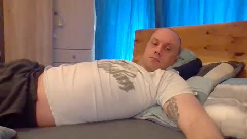 Snapshot of markus_7 chatting on 03/30/26, 07:42 markus_7 online show from 03/30/26, 07:42