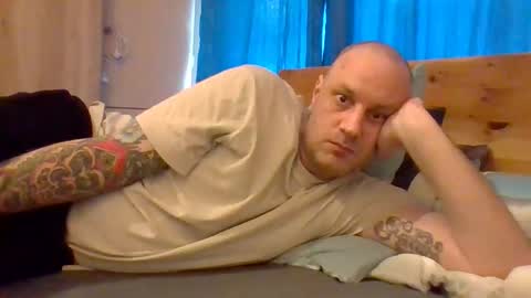 Snapshot of markus_7 chatting on 04/01/26, 02:03 markus_7 online show from 04/01/26, 02:03