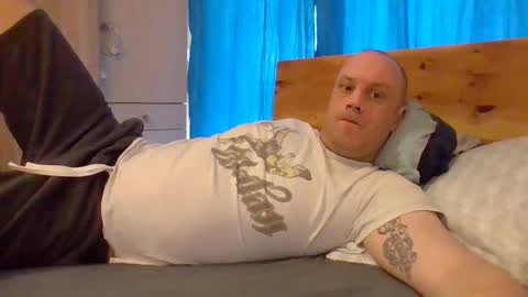 Snapshot of markus_7 chatting on 04/12/26, 01:05 markus_7 online show from 04/12/26, 01:05