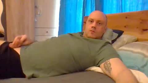 Snapshot of markus_7 chatting on 04/13/26, 12:43 markus_7 online show from 04/13/26, 12:43