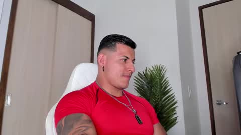 Snapshot of markus_blass chatting on 02/05/25, 12:53 markus... Y online show from 02/05/25, 12:53