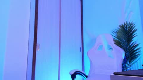 Snapshot of markus_blass chatting on 02/28/25, 01:37 markus... Y online show from 02/28/25, 01:37