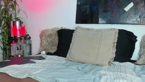 Markus latin online show from 01/15/25, 01:12