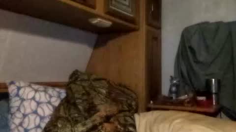 markymark101825061 online show from 12/21/25, 02:08