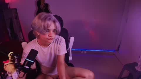 Marlena online show from 11/04/25, 01:43