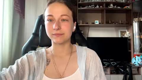 Snapshot of marlenahuit chatting on 06/19/26, 03:22 Lena online show from 06/19/26, 03:22