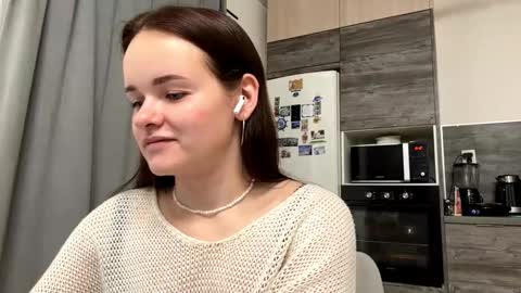 Snapshot of marlenamarschel chatting on 10/10/25, 02:38 Maja online show from 10/10/25, 02:38