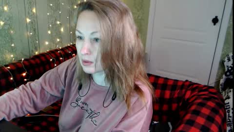 Snapshot of marlenedietr chatting on 09/30/25, 06:02 MarleneDietr online show from 09/30/25, 06:02