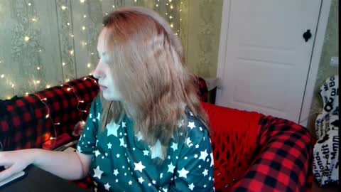 Snapshot of marlenedietr chatting on 10/15/25, 10:59 MarleneDietr online show from 10/15/25, 10:59