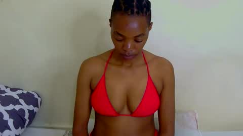 Snapshot of marly_babe chatting on 02/13/26, 06:20 Marly online show from 02/13/26, 06:20