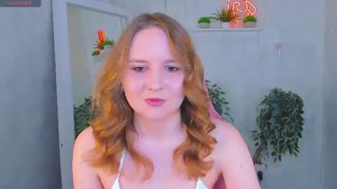 Snapshot of marlyn_owen chatting on 06/19/26, 12:59 Emmaa online show from 06/19/26, 12:59