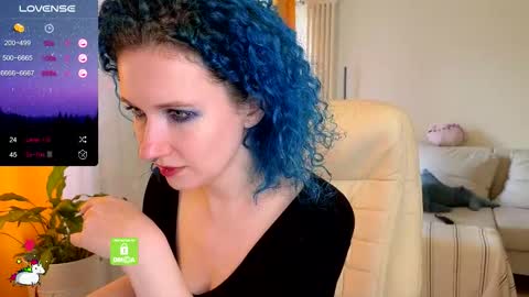 Snapshot of marmeladka777 chatting on 09/23/25, 12:19 Alena online show from 09/23/25, 12:19