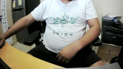 Married Horny Guy online show from 12/24/24, 03:05