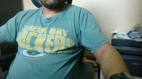 Married Horny Guy online show from 05/18/26, 01:17