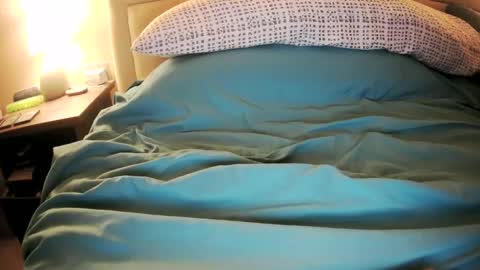 Snapshot of marriedcouple9 chatting on 09/13/25, 02:55 Jess and Nick online show from 09/13/25, 02:55