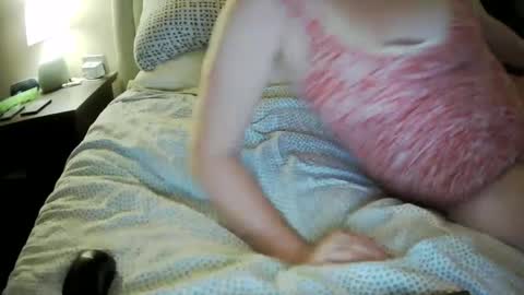 Snapshot of marriedcouple9 chatting on 10/06/25, 03:04 Jess and Nick online show from 10/06/25, 03:04