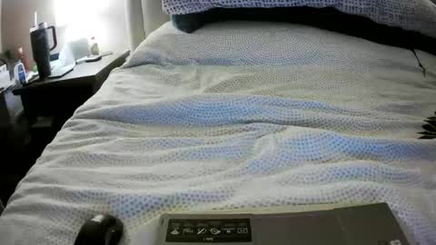 Snapshot of marriedcouple9 chatting on 11/27/25, 04:03 Jess and Nick online show from 11/27/25, 04:03