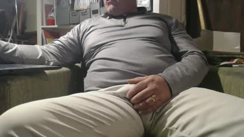 only fans marrieddad19751975 online show from 02/25/25, 06:36