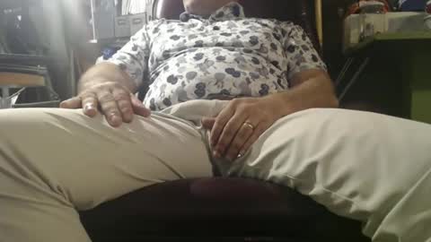 only fans marrieddad19751975 online show from 09/27/25, 06:35