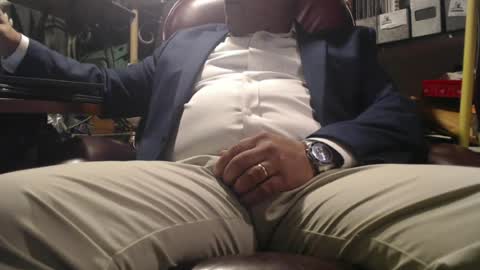 Snapshot of marrieddad19751975 chatting on 07/18/26, 03:00 only fans marrieddad19751975 online show from 07/18/26, 03:00