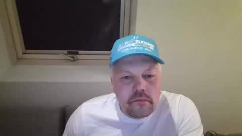 Snapshot of mars0481 chatting on 02/24/25, 07:52 mars0481 online show from 02/24/25, 07:52