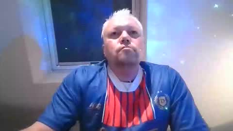 Snapshot of mars0481 chatting on 09/27/25, 12:32 mars0481 online show from 09/27/25, 12:32