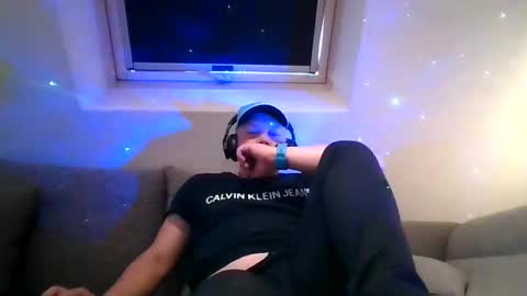 Snapshot of mars0481 chatting on 10/12/25, 10:36 mars0481 online show from 10/12/25, 10:36