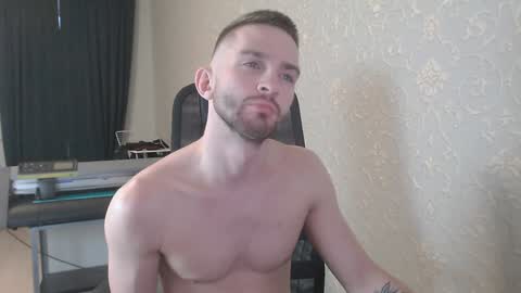 Snapshot of marselle_looker chatting on 02/05/25, 06:13 Marselle online show from 02/05/25, 06:13