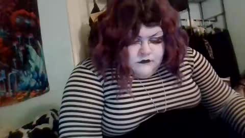 marshallmarx517 online show from 10/22/25, 10:31