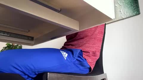 marsupilami_82_ online show from 12/04/25, 10:24