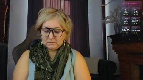 marta_wils online show from 10/23/25, 02:44