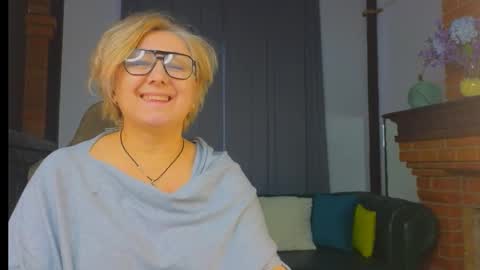 marta_wils online show from 11/07/25, 04:12