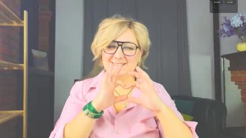 marta_wils online show from 11/27/25, 05:20