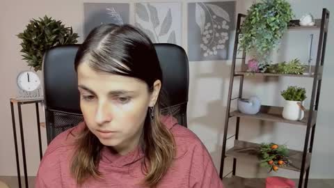 Snapshot of martaedams chatting on 10/14/25, 06:14 martaedams online show from 10/14/25, 06:14