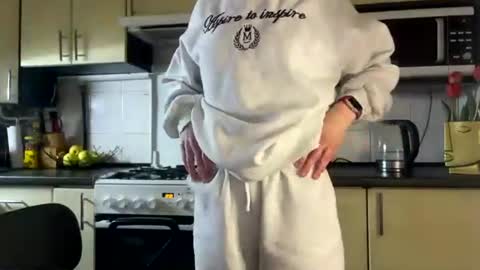 Marta online show from 04/14/26, 08:04