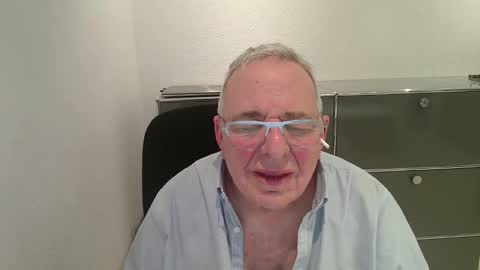 Snapshot of martin_1947 chatting on 03/29/26, 09:59 martin_1947 online show from 03/29/26, 09:59