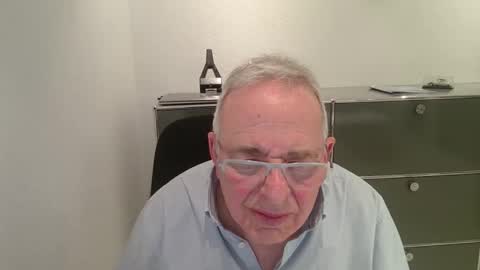 Snapshot of martin_1947 chatting on 03/30/26, 10:22 martin_1947 online show from 03/30/26, 10:22