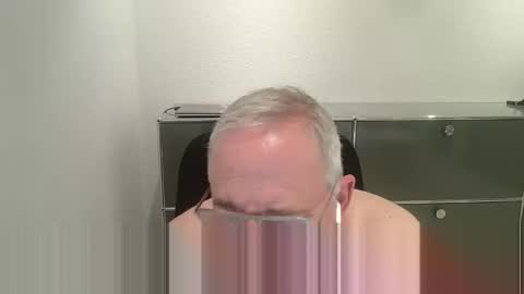 Snapshot of martin_1947 chatting on 06/06/26, 08:24 martin_1947 online show from 06/06/26, 08:24