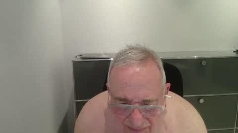 Snapshot of martin_1947 chatting on 06/26/26, 10:14 martin_1947 online show from 06/26/26, 10:14