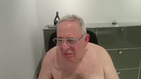 Snapshot of martin_1947 chatting on 07/03/26, 11:11 martin_1947 online show from 07/03/26, 11:11