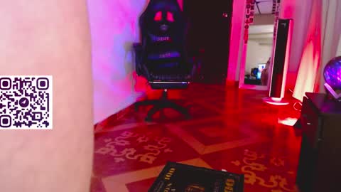 Snapshot of martina_adams chatting on 02/16/25, 02:31 mari online show from 02/16/25, 02:31