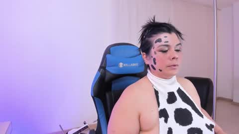   MARTINA   online show from 03/13/26, 12:12