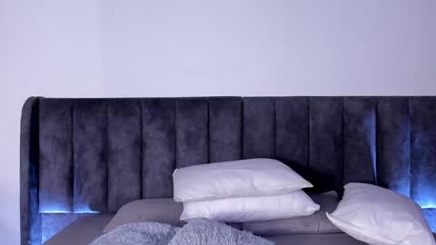 Laura online show from 01/17/25, 08:22